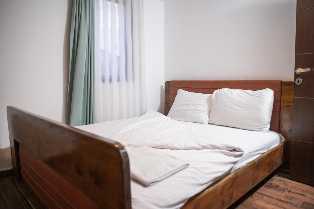 Hotel Prevalla Призрен Экстерьер фото